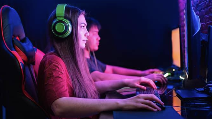 Technology in Online Gaming Platforms